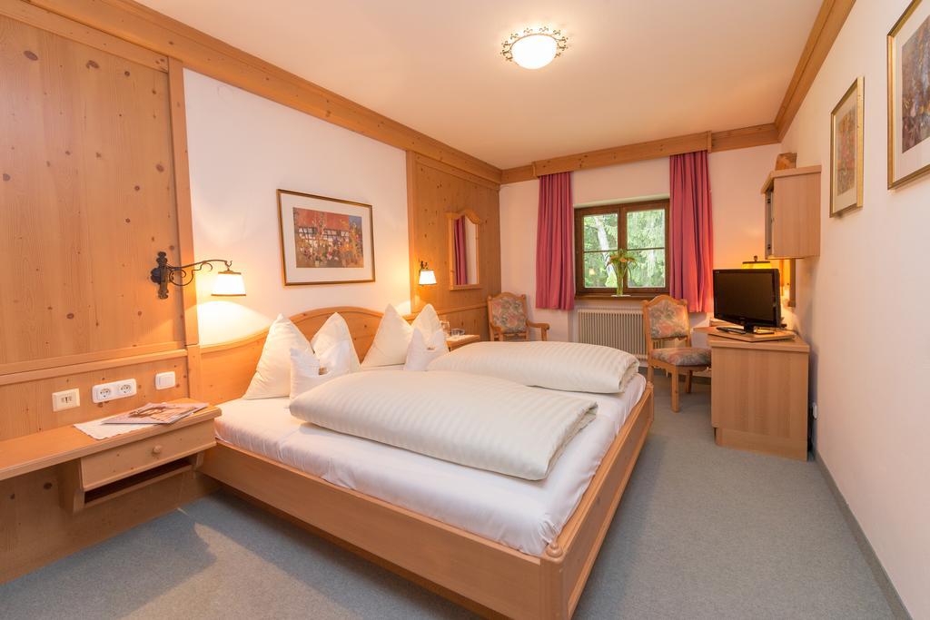 Der Erlhof Restaurant & Landhotel Zell am See Bilik gambar